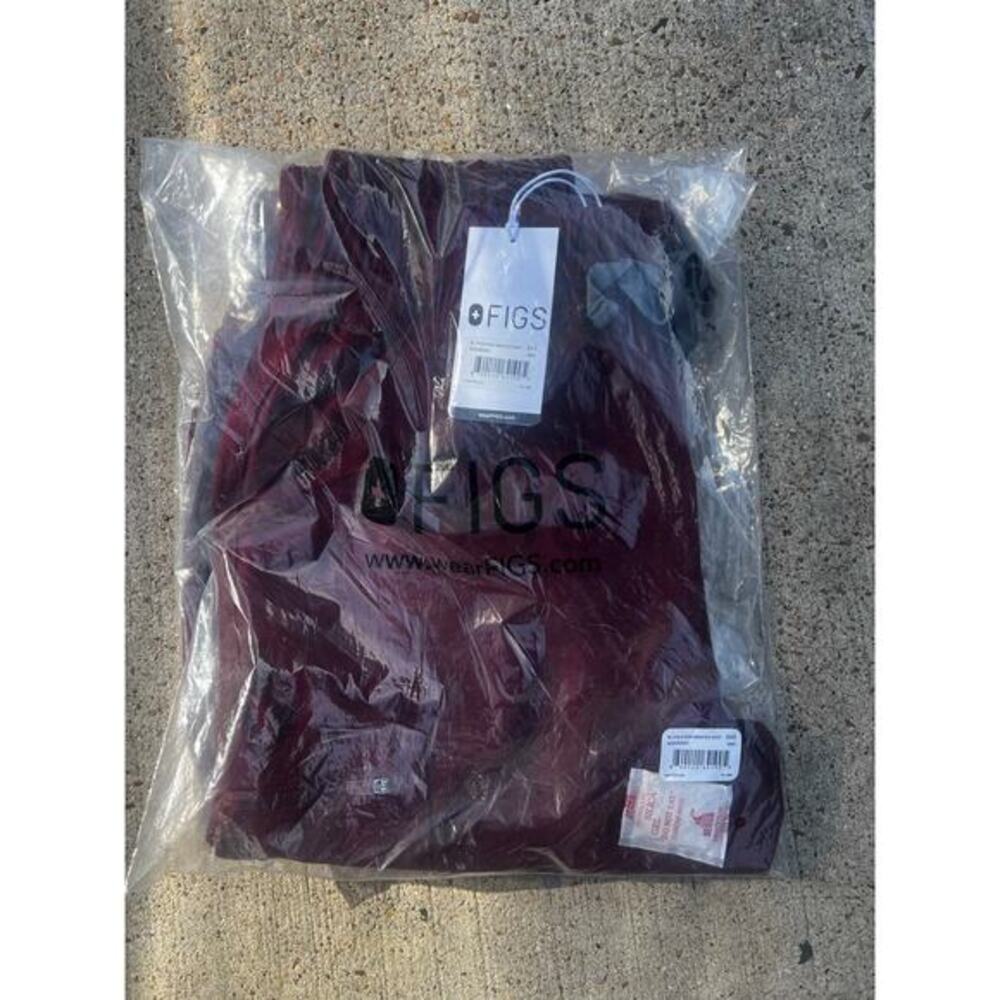 51. NWT FIGS BURGUNDY W_Yola High Waisted Pant size XXS